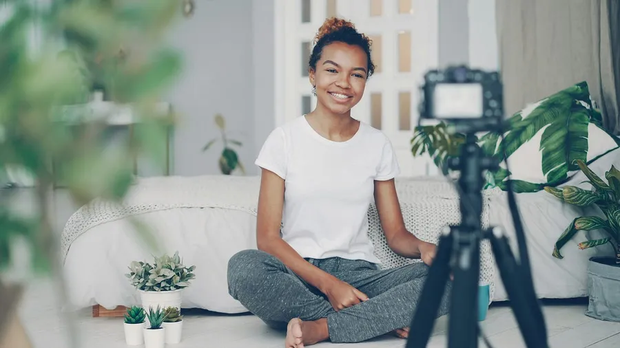 Studio vlogs