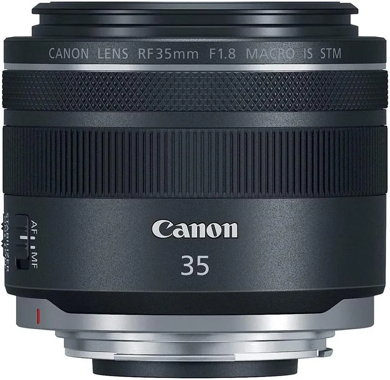 Canon RF 35mm f/1.8 Macro IS STM