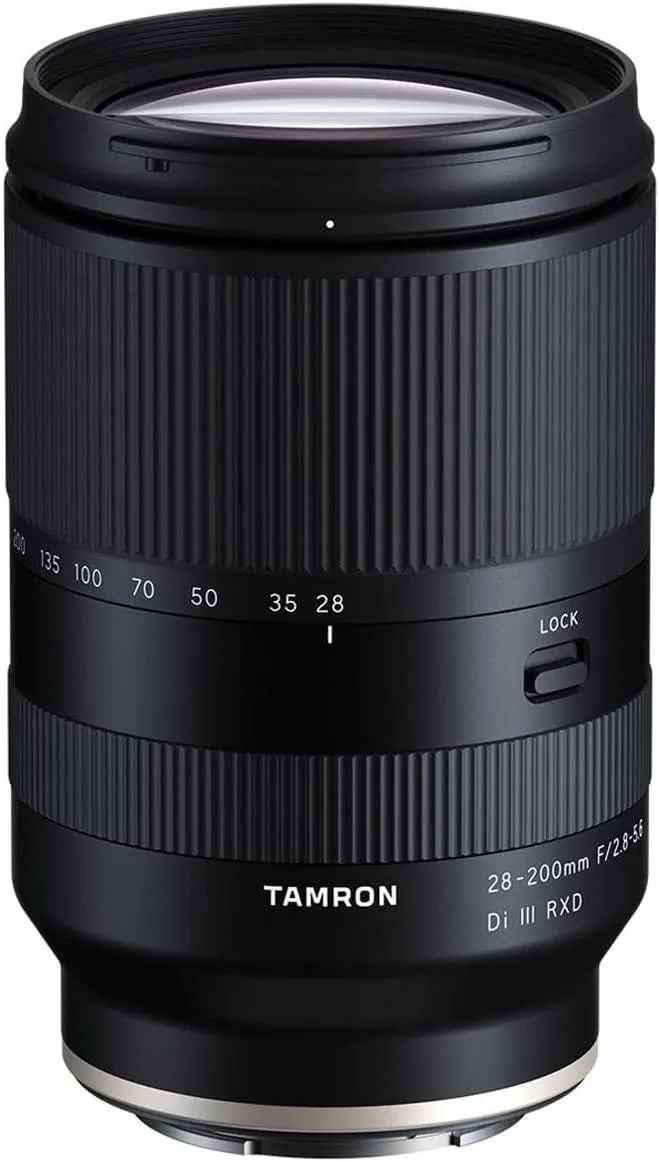 Tamron 28–200mm f/2.8–5.6 Di III RXD